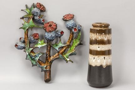 2 pezzi in ceramica: una scultura e un vaso contra