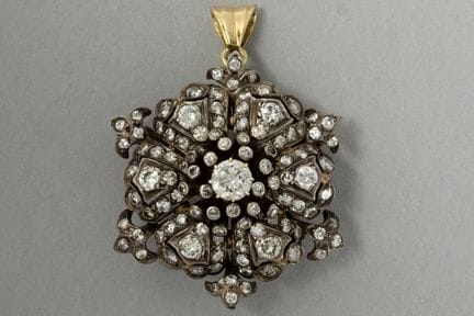 Broche/pendentif ancien en forme de fleur, en or j