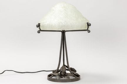 Lampe de table Art déco avec pied en fer forgé et 
