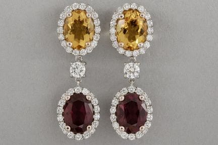 Jolie paire de boucles d'oreilles tendance en or b