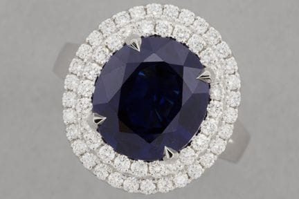 Wunderschöner Ring aus Weißgold (18 Karat) mit ein