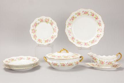 dinner set (52 pcs) in marked porcelain from Bruss