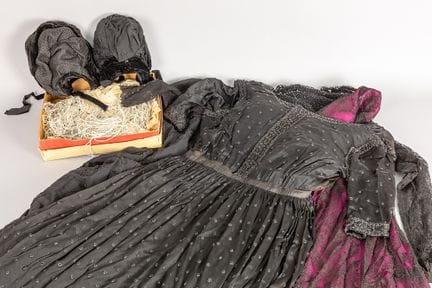 various lot with antique, Art Deco period and vint