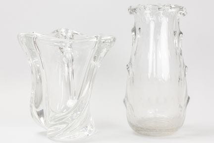 two fifties' vases in clear crystal

Lot met twee 