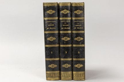 Serie de libros antiguos de 3 volúmenes «Histoire 