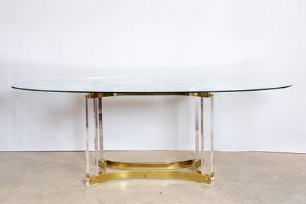 Tavolo di design degli anni Novanta con elegante b