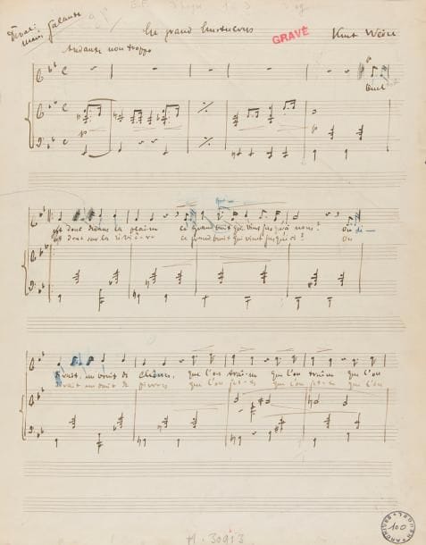 WEILL Kurt (1900-1950).
MANUSCRITS MUSICAUX autographes signés pour Marie Galante (1934) ; 32 pages in-fol.

Très rare ensemble de chansons et musiques de scène pour Marie Galante, dont trois versions du fameux tango Youkali.
Obligé de fuir l’Allemagne en 1933, Kurt Weill trouve pour deux ans refuge en France. Il compose la musique pour une comédie musicale de Jacques DEVAL (1890-1972), dont la pièce Tovaritch était alors un grand succès ; Deval adapte à la scène son roman Marie Galante (Albin Michel, 1931). Marie Galante fut créée au Théâtre de Paris le 22 décembre 1934, avec la grande FLORELLE dans le rôle-titre ; le succès fut, semble-t-il, mitigé. La musique de Kurt Weill a été publiée chez Heugel en 1934. 
La chanson Youkali, adaptation vocale du Tango-Habanera de la musique de scène sur des paroles de Roger Fernay, publiée séparément, a connu un très grand succès, et est devenue une des mélodies les plus connues de Kurt Weill, chantée par de nombreux chanteurs, de Lys Gauty à Dee Dee Bridgewater, et utilisée dans plusieurs films. 
« Pour le Théâtre de Paris, M. Jacques Deval a adroitement découpé en une dizaine de tableaux la substance de son roman Marie Galante, dont le pittoresque et la couleur avaient beaucoup plu. C’est l’histoire d’une pauvre fille qu’un capitaine de cargo a embarquée, malgré elle, lors d’une escale à Bordeaux et qu’il abandonne ensuite dans un port perdu de l’Amérique du Sud. Elle n’a plus qu’une pensée : rentrer en France. Mais il lui faut, pour cela, trouver l’argent de son passage. D’aventure en aventure, elle échoue dans un bouge de Panama. Un jour, un mystérieux Japonais lui offre 100 dollars si elle veut se charger d’une mission. C’est un espion. Marie est tuée. C’est dans un cercueil qu’elle sera rapatriée par le Japonais esclave de sa parole. Un mélange de réalisme et de nostalgie donne à cette peinture de milieux exotiques un agrément auquel participe la musique de scène de M. Kurt Weill. Mlle Florelle est avec