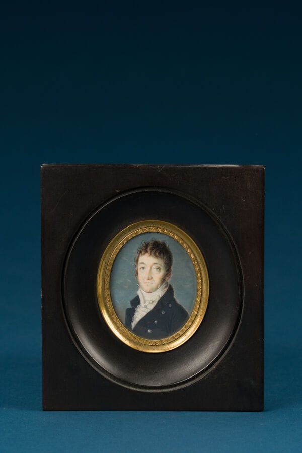 19th-Century French School
"Portrait of a Man"
Oval miniature 
Inscription on the back: "Jean de Vergers: died in Jardes, Landes, in 1848. Father of Claire Suzanne de Verges, Marquise de Pontoise"
5.5 x 4.5 cm.
