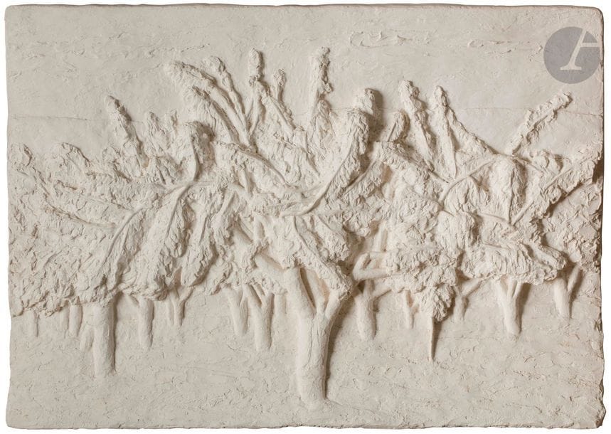 Jean LEYRIS (né en 1939)
Verger - Jeune africaine accroupie
2 reliefs en plâtre.
Signés et numérotés EA 3/4 et sur 8. 
50 x 68 cm et 32 x 26 cm