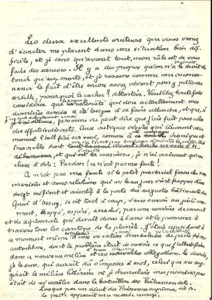 CLAUDEL Paul (1868-1955) [AF 1946, 13e f].
MANUSCRIT autographe, [Remerciement à mes amis de Belgique], 25 octobre 1946 ; 7 pages et quart in-fol. avec ratures et corrections.

Discours prononcé à Bruxelles le 11 décembre 1946 pour la remise de son épée d’académicien.
[Le texte a été publié dans Le Figaro littéraire du 14 décembre 1946, et recueilli dans Discours et Remerciements (1947).]
Claudel parle de sa double vocation de diplomate et de poète. « Ce n’est pas ma faute si le petit provincial farouche sans manières et sans relations qui un beau jour vint frapper d’un doigt méfiant et craintif à la porte des augustes bâtiments du Quai d’Orsay, se vit tout à coup, sans savoir au juste comment, happé, aspiré, arraché, par une carrière de consul et de diplomate qui devait durant 46 ans et le promener à travers tous les cantons de la planète. J’étais cependant à ce moment même titulaire d’une vocation aussi scandaleuse qu’indubitable de poète »…
Il évoque son « vieux maître, Stéphane MALLARMÉ », son travail fastidieux de copieur de dépêches, puis sa rencontre décisive avec « le plus précieux, le plus sûr, le plus clairvoyant et le plus affectueux des frères, Philippe BERTHELOT. […] Philippe a fait de moi un ambassadeur, et, ma foi, à ce que j’ai entendu dire, pas plus intolérable qu’un autre »... Il se reporte à la « fabuleuse année 1890 » et à la publication de ses premiers livres : « quelles briques plus noyées dans la mare de l’inattention générale que ces bouquins anonymes et forcenés où sous l’enseigne de l’Art indépendant j’inscrivais mes premières protestations, Tête d’or, dont votre grand poëte Maeterlinck fut à peu près le seul à s’apercevoir, la Ville ! »… Il parle des bouleversements auxquels il a assisté au cours de ses soixante-dix-huit ans, et de sa conversion : « Tout était plein, l’estomac des possédants comme la cervelle des philosophes : plein, coincé, bourré, tendu, dilaté jusqu’à la congestion et jusqu’à la boursouflure. Une mauva