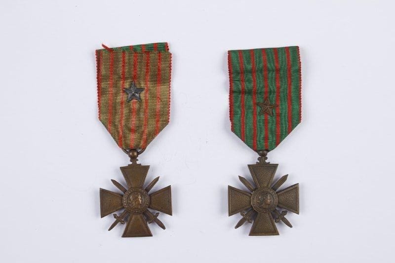 GUERRE 1914-1918. Lot de 8 Croix de Guerre divers millésimes. T.T.B.