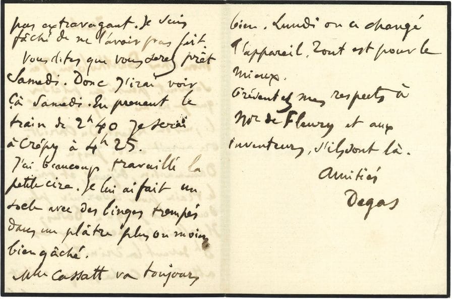 Edgar Degas (1834-1917). L.A.S., Jeudi 13 juin 1889, à Albert Bartholomé ; 3 pages in-12 (petit deuil).

Belle lettre sur sa sculpture Le Tub.
Il regrette de ne pas avoir profité du départ de la sculpture du Christ de Bartholomé : « On aurait suivi jusqu’à Dammartin, déjeuné, et pris le train pour redormir plus doucement jusqu’à Paris » ; il ira le voir à Crépy samedi. Puis il parle de sa sculpture Le Tub : « J’ai beaucoup travaillé la petite cire. Je lui ai fait un socle avec des linges trempés dans un plâtre plus ou moins bien gâché ». Il donne des nouvelles de Mary Cassatt qui « va toujours bien. Lundi on a changé l’appareil. Tout est pour le mieux »…

