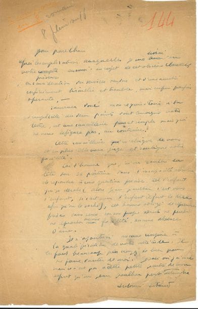 Antonin ARTAUD (1896-1948). L.A.S., [1928], à Jean Paulhan ; 2 pages in-fol. à l’encre bleue sur papier chamois (bords un peu effrangés, annotations typographiques aux crayons noir et rouge). 

Extraordinaire lettre ouverte à Jean Paulhan, publiée avec de légères variantes en 1928 dans le n°11 de La Révolution Surréaliste.
« Jean Paulhan, après les explications auxquelles je me livrais en votre présence au sujet de cet obscène Claudel, en considération des services rendus et d’une amitié infiniment tiraillée et trouble, mais enfin parfois opérante, – ramener mon réquisitoire à la simplicité des deux points dont témoigne votre lettre est une canaillerie pure et simple mais qui ne vous défigure pas au contraire. Cette canaillerie m’éloigne de vous et en plus elle vous juge et souligne votre facilité ». Il lui reproche d’avoir été absolument incapable de répondre à une question précise, tel un enfant qui se dérobe : « Je n’ajouterai aucune injure à la qualification de votre attitude. Il en faut beaucoup plus croyez le bien, pour me faire douter de moi. Je sais où j’ai mal mais ce n’est pas cette petite partie de mon esprit qu’un Jean Paulhan peut atteindre ». Il ajoute un long P.S., sur le théâtre d’Alfred Jarry : « c’est le principe même du théâtre que votre collaborateur [Jean Prévost] met en cause dans le n° de février de la NRF. Mais le théâtre de Jarry n’a rien à faire avec le théâtre. Tout ceci par conséquent ne nous intéresse pas. Je ne répondrai donc pas à votre imbécile de collaborateur. […] Je fais d’un texte exactement ce qui me plait. Mais un texte sur un scène est toujours une pauvre chose. Je l’agrémente donc des cris et des contorsions qui ont un sens naturellement, mais qui n’est pas pour les porcs. Je ne m’étonne donc pas que le nain qui signe ces critiques ait vu dans une représentation semblable une pièce de comédie moderne. – Une autre raison pour laquelle j’appréhende de vous confier ma réponse est que je devrais m’exposer à l’un des châtr