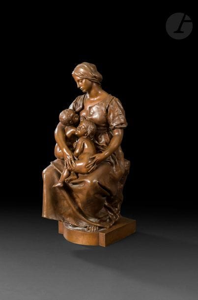 Paul Dubois (1829 - 1905)
Maternité
Épreuve en bronze patiné. 
Barbedienne Fondeur.
H : 64 cm