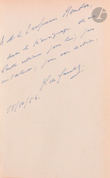 GAULLE (Charles de). War

 memoirs. *


 Paris: Librairie Plon, [1954]. - In-8, 222 x 140: (4 ff. first blank), 680 pp., (1 f.), 1 map, printed covers. Red half-maroquin with corners, gold fillets, ornamented ribbed back, gold head, covers


 and back preserved (E. & A. Maylander).
 First edition of the first volume of the Mémoires
 de guerre du general de Gaulle. A copy of the book, with
 this very fine shipment


 from


 the author to the famous doctor and historian
 Henri Mondor (1885-1962)

:To Professor Mondor, with the testimony of my high esteem for him, for his talent, for his work. G. de Gaulle

. 15 / 10/ 54. A

 fine copy with a beautiful provenance, complete with the double cover

, the first one filled in.
 Enclosed is a facsimile of the beautiful letter sent by Charles de Gaulle on June 8, 1955 to Edmond Michelet about his work Rue
 de la liberté.
 Back very slightly
 past.

 Provenance: Henri Mondor, with author's dispatch and ex-libris.

