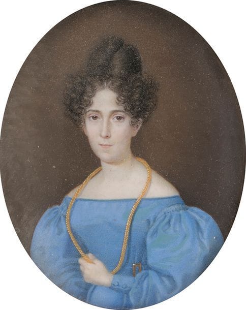 École française vers 1830
Portrait de femme à mi-corps vers la gauche, en robe bleue à manches ballon, la main gauche seule visible tenant son long sautoir en or, ses cheveux châtains coiffés en chignon coque
Miniature sur ivoire ovale : 10 x 8 cm
Cadre : 22 x 17 cm
Poids brut : 252,7 g