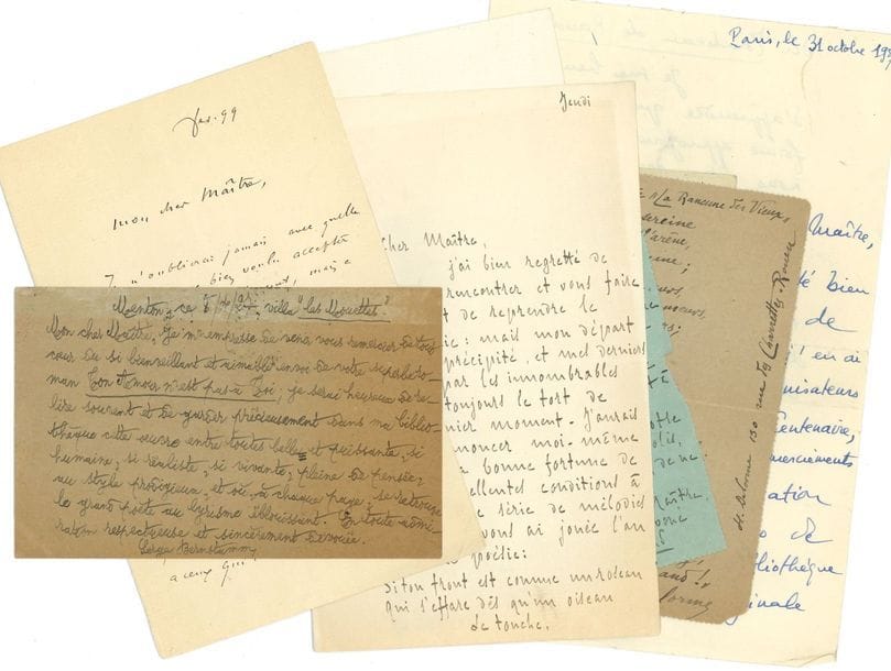 Littérature. 17 L.A.S. et 2 manuscrits autographes, la plupart à Catulle Mendès ou sa femme Jane Catulle-Mendès.
   Fenia Armstrong, Henry Bataille, Serge Bernstamm, Caroline de Broutelles, Gaston Carraud (2), Jane Catulle-Mendès (ms Souvenir de Pierre Loti, et fragments d’autres articles joints), Othon Coubine, A. Coüet (2, dont un article consacré à la poésie de « Mme C.M. »), Hugues Delorme, Georges d’Esparbès, Ivan Fonsny (2), Méryianne Héglon, Marguerite Hérold, M.A. Labrosse, Lucien Leudet, etc. On joint l’arrêté royal de nomination de Jane à l’Ordre de Léopold, et divers documents.