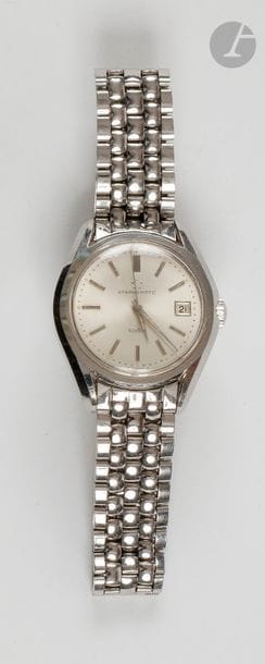 ETERNA Matic Kontiki N°4902104
Montre bracelet pour homme en acier, cadran blanc index bâtons appliqués formant les heures, date à 3H, mouvement mécanique à remontage automatique, bracelet en acier avec sa boucle déployante signée.
Cadran, boîtier et mouvement signés.