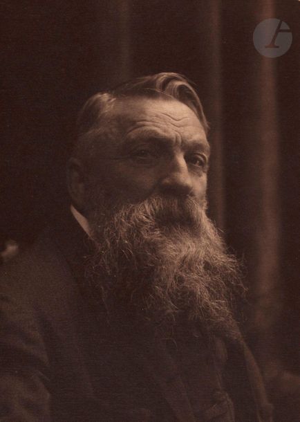 Moreau (R. Moreau et M. Kivatizky) 
Auguste Rodin, c. 1908. 
Épreuve argentique d’époque contrecollée sur carton. 
15,5 x 11 cm 

Moreau (R. Moreau et M. Kivatizky)
Auguste Rodin, c. 1908. 
Vintage gelatin silver print, mounted. 
15.5 x 11 cm