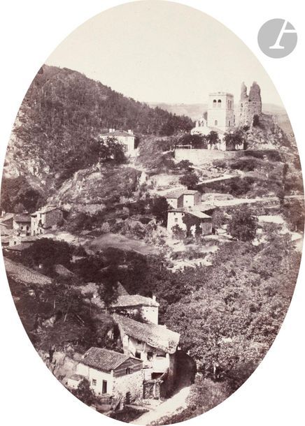 Félix Thiollier (1842-1914) 
Sites de la Loire, c. 1860-1870. 
Écotay-l’Olme. Saint-Priest-la-Roche. Marols. 
Trois (3) épreuves sur papier albuminé, ovalisée (1) ou aux coins arrondis (2) et contrecollées sur cartons. Légendes à l’encre de la main du photographe sur les montages. 
Formats : de 13,5 x 17,3 à 20 x 14,5 cm

Félix Thiollier (1842-1914)
Sites of the Loire, c. 1860-1870.
Écotay-l'Olme. Saint-Priest-la-Roche. Marols. 
Three albumen prints mounted on cardboard. Captions written by photographer on mounts. 
Dimensions: from 13.5 x 17.3 to 20 x 14.5 cm