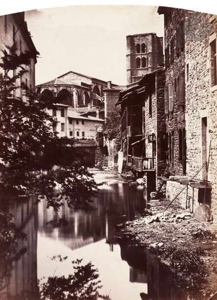 Félix Thiollier (1842-1914) 
Sites de la Loire, c. 1860-1870. 
Montbrison (Collégiale Notre-Dame-d’Espérance). 
Épreuve sur papier albuminé, cintrée, contrecollée sur carton. Légende à l’encre de la main du photographe sur le montage. 
19,8 x 14,5 cm

Félix Thiollier (1842-1914)
Sites of the Loire, c. 1860-1870.
Montbrison (Church of Notre-Dame-d’Espe?rance).
Albumen print, mounted on cardboard. Caption written by photographer on mount.
19.8 x 14.5 cm