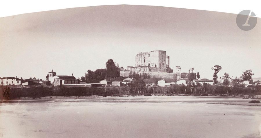 Félix Thiollier (1842-1914) 
Sites de la Loire, c. 1860-1870. 
Montrond (Montrond-les-Bains). Porte de Montrond (Château de Montrond). 
Trois (3) épreuves sur papier albuminé, cintrées, contrecollées sur cartons. Légendes à l’encre de la main du photographe sur les montages. 
Format : de 10,5 x 20,5 à 20,5 x 14,5 cm

Félix Thiollier (1842-1914)
Sites of the Loire, c. 1860-1870.
Montrond (Montrond-les-Bains). Porte de Montrond (Cha?teau de Montrond).
Three albumen prints, mounted on cardboard. Captions written by photographer on mount.
Dimensions : from 10.5 x 20.5 to 20.5 x 14.5 cm.