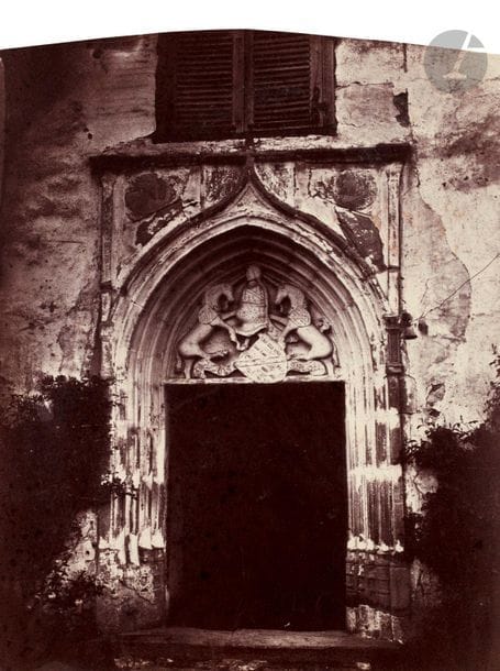Félix Thiollier (1842-1914) 
Sites de la Loire, c. 1860-1870. 
Portes d’édifices. 
Porte du château de Pravieux (Pouilly-lès-Feurs). Portail de l’église de Feurs. Bourg Argental (portail de l’église). Porte à La Pacaudière. 
Quatre (4) épreuves sur papier albuminé, cintrées (3) ou aux coins arrondis (1), contrecollées sur cartons. Légendes à l’encre de la main du photographe sur les montages (3). 
Formats : de 20 x 12 à 21 x 16 cm


Félix Thiollier (1842-1914)
Sites of the Loire, c. 1860-1870.
Buildings doors. 
Porte du cha?teau de Pravieux (Pouilly-le?s- Feurs). Portail de l’e?glise de Feurs. Bourg Argental (portail de l’e?glise). Porte a? La Pacaudie?re.
Four albumen prints mounted on cardboard. Captions written by photographer on mounts (3).
Dimensions: from 20 x 12 to 21 x 16 cm
