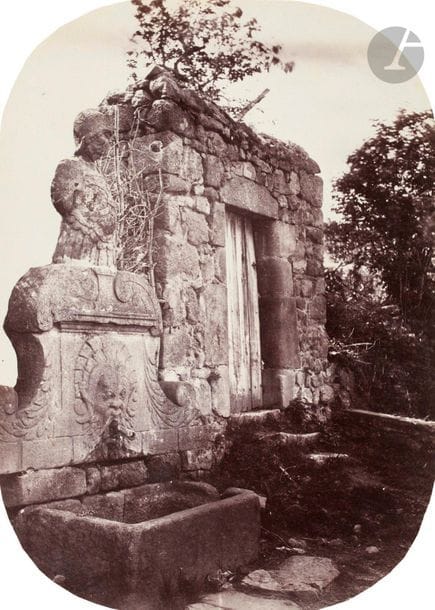 Félix Thiollier (1842-1914) 
Sites de la Loire, c. 1860-1870. 
Chenereille. Cour de Chenereille. 
Trois (3) épreuves sur papier albuminé, aux coins arrondis, contrecollées sur cartons. Légendes à l’encre de la main du photographe sur les montages. 
Formats : de 20 x 14 à 21,5 x 15,5 cm

Félix Thiollier (1842-1914)
Sites of the Loire, c. 1860-1870.
Chenereille. Cour de Chenereille.
Three albumen prints, mounted on cardboard. Captions written by photographer on mounts.
Dimensions: from 20 x 14 to 21.5 x 15.5 cm.