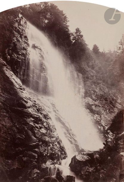 Félix Thiollier (1842-1914) 
Sites de la Loire, c. 1860-1870. 
Chute du Giers. 
Épreuve sur papier albuminé, cintrée, contrecollée sur carton. Légende à l’encre de la main du photographe sur le montage. 
21,5 x 14,8 cm

Félix Thiollier (1842-1914)
Sites of the Loire, c. 1860-1870.
Chute du Giers.
Albumen prints mounted on cardboard. Caption written by photographer on mount.
21.5 x 14.8 cm