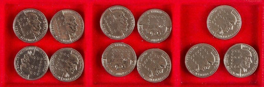 MONNAIES FRANÇAISES DE LA CINQUIEME REPUBLIQUE (1959 -    ).
LOT de 11 pièces de 10 francs, type Robert Schuman 1986 en nickel.
Ga.825
TTB à SUP