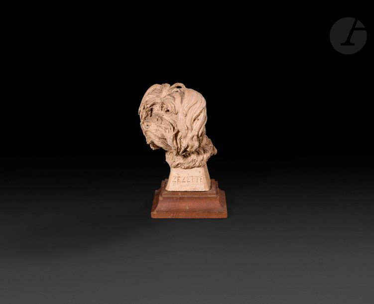 François-Laurent ROLARD (1842-1912)

Le chien Zézette

Terre cuite originale

Signée " F Rolard " 

Située et datée " Sceaux 1874 " sur le côté gauche et titré " Zézette " sur le devant

Porte l'inscription sur le collier " Musette à Mme A. Boucicaut 115 rue du Bac ".

H : 21 cm sur un socle en bois carré

H : 4,5 cm