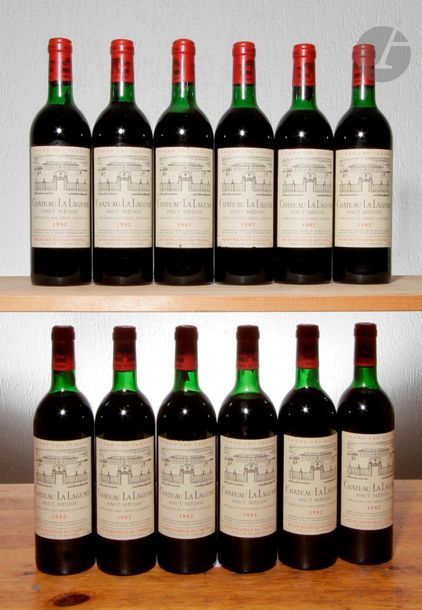 12 B CHÂTEAU LA LAGUNE (Caisse bois d'origine) 2 B.G ; 7 T.L.B ; 2 H.E.+ et 1 H.E ; e.l.s. dont 4 e.l.a., GCC3 Haut-Médoc, 1982