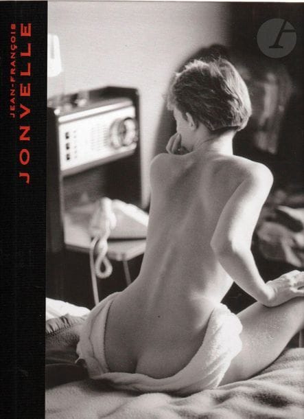 JONVELLE, JEAN-FRANCOIS (1943-2002)
Jean-François Jonvelle.
Gourcuff Gradenigo, Paris, 2011.
In-4 (32 x 24 cm). Édition de luxe, limitée à 100 exemplaires, accompagnée d'un tirage argentique unique (24 x 30 cm) avec timbre à sec "Jonvelle" et tampon mentionnant l'édition du livre et la page correspondante à l'image. 208 pp. Cartonnage d'éditeur et dos toilé sous emboîtage d'origine.