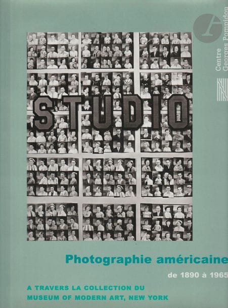 GALASSI, PETER (1951)
Photographie américaine de 1890 à 1965 à travers la collection du Museum of Modern Art, New York.
Centre Georges Pompidou, Paris, 1995.
In-4 (29,5 x 25 cm). Édition originale. 254 pp. La Photographie Américaine de 1890 à 1965 à travers les collections du Museum of Modern Art de New York. Nombreuses illustrations très bien reproduites. Reliure d'éditeur sous jaquette illustrée.