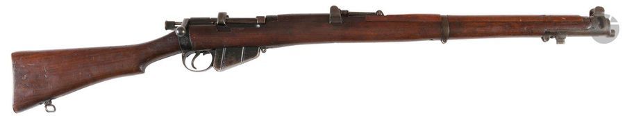 Short Rifle Mk IV pour l’entrainement, calibre 22
Canon de 62 cm avec hausse. Plaque de couche ouvrante. 
Longueur totale : 112 cm 
Marquages BSA CO 1916 
SHT 22 IV. 
Catégorie C à déclarer, n°  G7315.