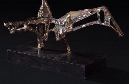 Constantin ANDREOU (né en 1917)
Animal fantastique, vers 1955 Sculpture en laiton soudé. Non signée. 11 x 23 x 20 cm 