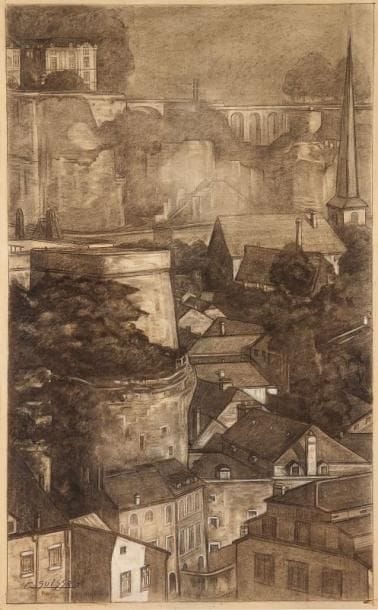 Gaston SUISSE (1896-1988)
Les remparts de Vauban à Luxembourg Fusain et estompe rehaussé de craie blanche. (accident en bas à gauche) 89 x 56 cm 