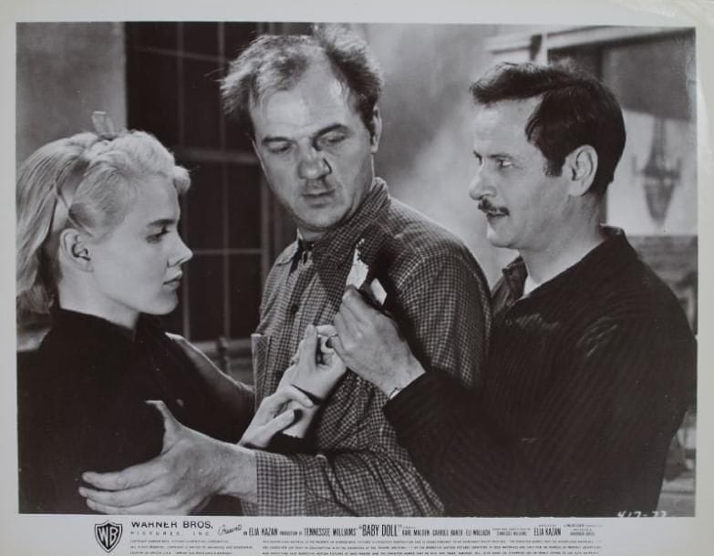 Baby Doll, 1956. De Elia Kazan. Quatre épreuves d'exploitation. 20 x 25,5 cm. 