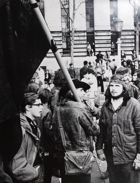 New York
Manifestation contre la guerre du Vietnam, c. 1960. Epreuve argentique d'époque. 34 x 26 cm. 