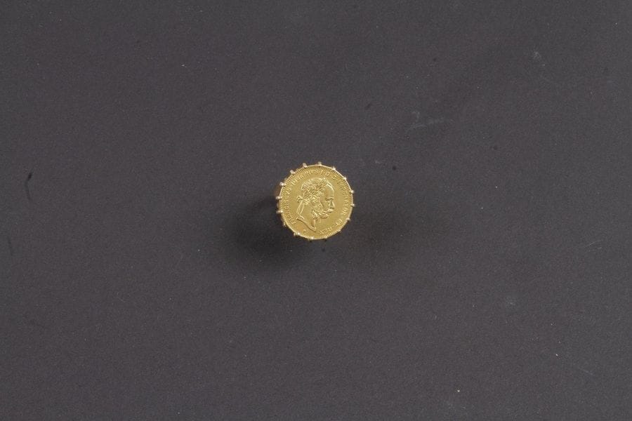 Pièce en or 20 Francs Union Latine - François Joseph 1892 (22K) montée en bague (18K)
Poids : 7,75 g