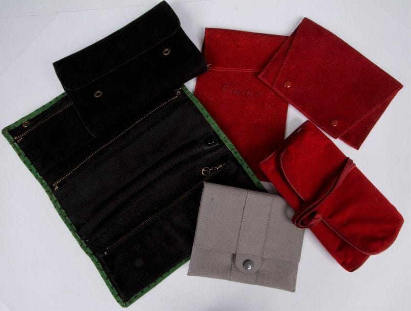 Lot de 6 pochons de voyage pour bijoux (dont 2 Cartier et un Técla)