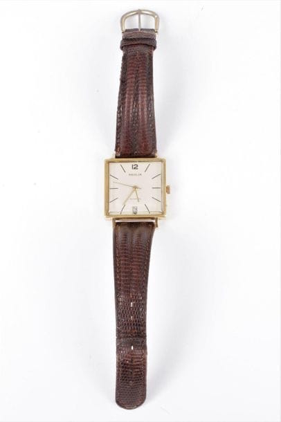 REGLIAM montre
men's bracelet in 18K (750) gold. Mechanical self-winding movement. Date window at 6 o'clock.
Leather
strap
.

Gross weight: 36.3 g

