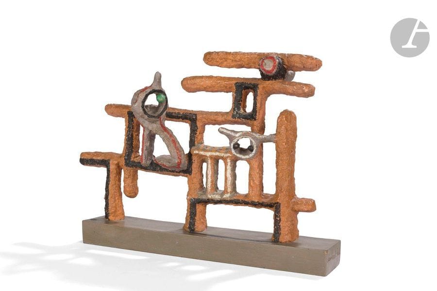 JEAN LAMBERT-RUCKI (1888-1967) 
Les animaux à la barrière, le modèle conçu vers [1937], exemplaire n° E.A. I/IV
Sculpture. Épreuve en bronze peint. Fonte d’édition post-mortem. Inscrit J. LAMBERT-RUCKI, porte le justificatif de tirage E.A. II/IV, le numéro II-0I, la marque d’éditeur JdV et le cachet de fondeur sur le pourtour de la base. 28,5 x 40 x 13 cm