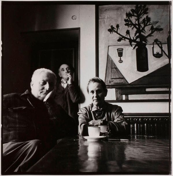 *Irving Penn (1917-2009) 
Jean Giono, his wife and Mr. [Lucien] Jacques. Manosque, France, November 1957. 
Silver print (c. 1960). Stamp "Photograph - by - Penn", copyright stamp "Condé Nast" and handwritten title on verso. 
Image: 19,8 x 19,7 cmSheet
: 25,2 x 20,3 cmIrving

Penn (1917-2009)
Jean Giono, his wife and Mr. [Lucien] Jacques.
Manosque, France, November 1957.
gelatin silver print (c. 1960). Stamp "Photograph - by - Penn", copyright stamp "Condé Nast" and handwritten title on verso.
Image: 19.8 x 19.7 cmSheet
: 25.2 x 20.3 cm










