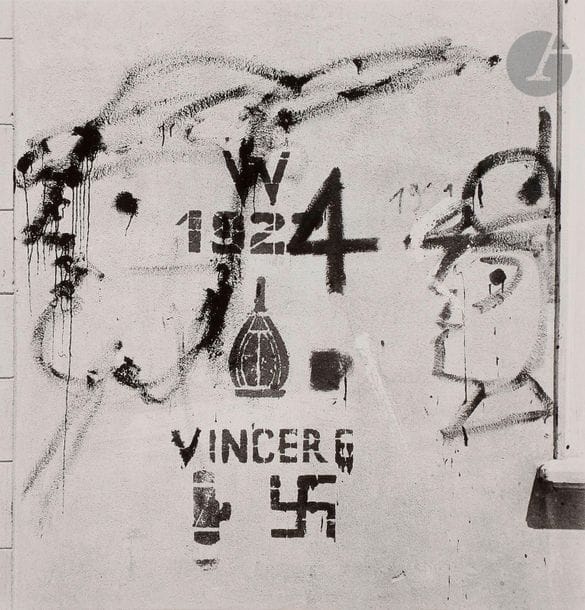 *Irving Penn (1917-2009) 
Wall during the war in Italy. Northern Italy, 1945. 
Silver print (c. 1960) mounted on card. Stamped "Photograph - by - Penn" and caption typed on label on reverse of mount. 
19.8 x 19.2 cmBibliography

: 
Irving Penn, Printemps des Arts de Monte-Carlo, exhibition catalogue, 1986, ill. 62. 

Irving Penn (1917-2009) 
Wall during the war in Italy. Northern Italy, 1945. 
Gelatin silver print (c. 1960) mounted on cardboard. Stamp "Photograph - by - Penn" and typed caption on a label on the back of mount. 
19,8 x 19,2 cm










