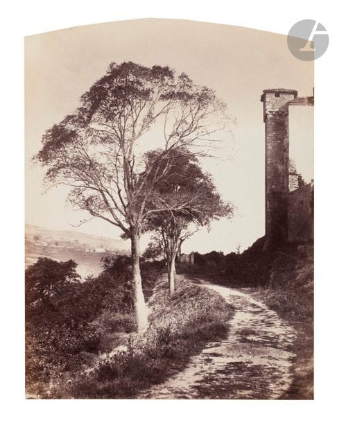 Félix Thiollier (1842-1914) 
Sites de la Loire, c. 1860-1870. 
Remparts de Villerest. Cervière. Saint-Haon-le-Châtel. Remparts de Saint-Haon-le-Châtel. Porte du château de Saint-Haon-le-Châtel. Maison du chapître. 
Sept (7) épreuves sur papier albuminé, cintrées (6) et aux coins arrondis (1), contrecollées sur cartons. Légendes à l’encre sur les montages. 
Formats : de 14,5 x 21,5 à 20,5 x 15 cm

Bibliographie : 
Thomas Galifot, Félix Thiollier Photographies, Paris, Musée d’Orsay, 2012, p. 81.

Félix Thiollier (1842-1914) 
Sites of the Loire, c. 1860-1870. 
Remparts de Villerest. Cervière. Saint-Haon-le-Châtel. Remparts de Saint-Haon-le-Châtel. Porte du château de Saint-Haon-le-Châtel. Maison du chapître. 
Seven albumen prints, mounted on cardboard. Captions on mounts. 
Dimensions : from 14,5 x 21,5 to 20,5 x 15 cm
