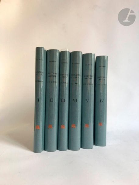 [TOULOUSE-LAUTREC (Henri de)] - DORTU (M. G.)

Toulouse-Lautrec et son œuvre.

New-York : Collectors editions, 1971. - 6 volumes in-4, toile bleue d'édition, tête dorée, non rogné.

Édition originale de cet important catalogue raisonné de l'œuvre de TOULOUSE-LAUTREC (1864-1901), tirée à 1500 exemplaires numérotés sur papier vélin similiforme.

Exemplaire parfaitement conservé, malgré le dos de la chemise passé.
