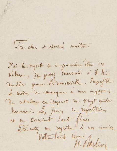 BERLIOZ Hector (1803-1869).
L.A.S. « H. Berlioz », [Leipzig 28 février ou Berlin 1er mars ? 1843, à Giacomo MEYERBEER] ; 1 page in-12, adresse effacée « Monsieur Meyerbeer » en page 4.
Lettre inédite à Meyerbeer. 
« Très cher et admiré maître J’ai le regret de ne pouvoir être des vôtres, je pars mercredi à 8 h. du soir pour Brunswick. Impossible à moins de manquer à mes engagemens de retarder ce départ de vingt quatre heures. Les jours de répétitions et de concert sont fixés »…
[Berlioz écrivait de Dresde le 18 février 1843 à Auguste Morel : « Je reçois à l’instant une lettre de Meyerbeer m’annonçant qu’une fête ordonnée par le roi retarde de quelques jours mes répétitions ; il m’engage à aller en conséquence à Brunswick où je suis attendu, et où le Roi Lear m’a déjà conquis de chauds partisans ». Entretemps, il sera allé à Leipzig, où il rencontre Schumann. Le concert de Brunswick eut lieu le 9 mars.]
