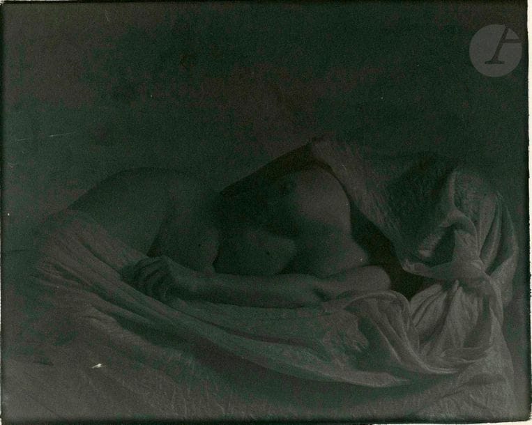 Claude Fauville (1940) Female nude, 1990. Laurence. 
Platinum print, signed and numbered 3 times in the lower margin.  Negative
 cut out and fixed on the back. Image : 23.5 x 29.5 cm Sheet : 27.5 x 35.5 cmClaude Fauville (1940) 
Female
 nude, 1990. Laurence. 
Platinum print, signed in the lower margin. Edition of 3. negative cut out and glued on
 verso. 

Image : 23.5 x 29

.5 cm 

Sheet: 27.5 x 35.5 cm

