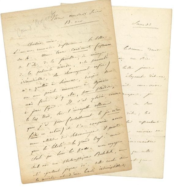 Marie d'AGOULT (1805-1876). L.A. et L.A.S., [1857] et s.d. ; 4 pages et 1 page et demie in-8.

Nice 13 novembre [1857], à " Christina mia ", sa fille Claire de Charnacé. Elle raconte avec humour le retour chez lui de son " Corse corsicant ", et la suite de son voyage à Nice, qu'elle n'apprécie guère : " Cette route de la corniche est d'une beauté indescriptible. Mais Nice ! quelle vilaine et sotte place ! et que la bêtise la plus philistine se surpasse encore par le choix d'un tel lieu d'agrément [...] sans verdure, sans horizons, sans promenades ! un seul chemin, le chemin des anglais, poudreux, au bord des galets d'une mer insipide ! "... Elle songe toutefois à y rester et à y écrire ses lettres florentines... Elle évoque diverses personnes, Louis de Ronchaud, Eugène Sue, et surtout " la jeune Mme de K. " [sa fille Blandine], dont elle augure qu'elle nuira à l'attitude politique de son mari [Émile Ollivier]... Samedi : envoi d'un drame dont l'auteur est " une belle jeune fille d'Israël, éloquente dit-on, et qui a produit une vive sensation en Allemagne. Je crains qu'elle manque du sens dramatique proprement dit ; les critiques de Berlin lui reprochent d'ailleurs d'être déjà enivrée de ses succès et devenue inaccessible à la vérité "...